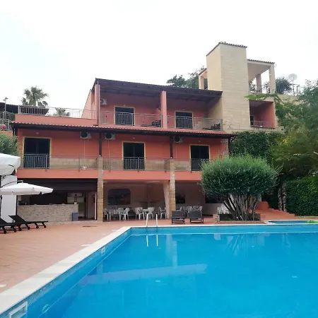 Residenza Mediterranea Apartahotel Zambrone